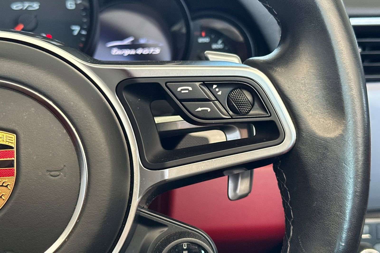 Used 2017 Porsche 911 Targa 4 GTS image 31