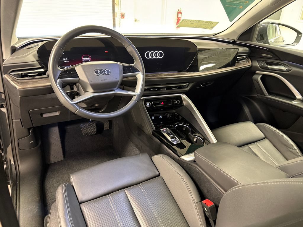 Used 2025 Audi Q5 Premium Plus AWD/4WD image 25