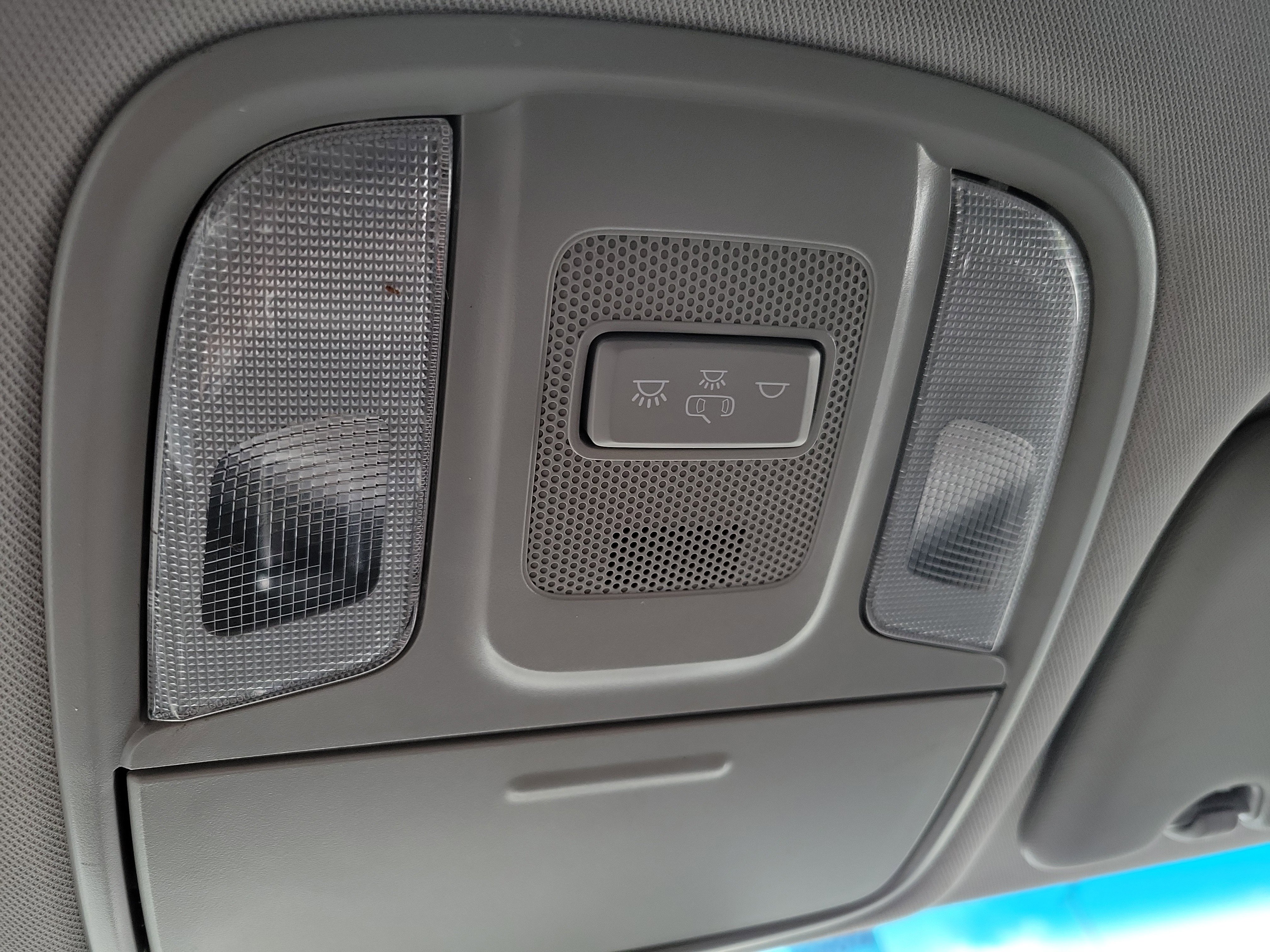 Used 2021 Kia Sportage LX image 32