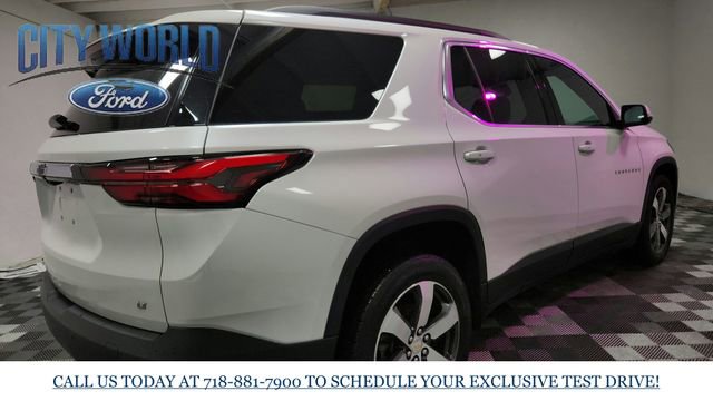 Used 2022 Chevrolet Traverse LT w/ LT Premium Package image 8