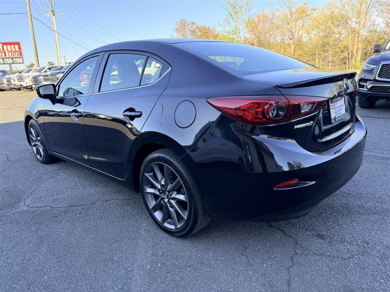 Used 2018 MAZDA MAZDA3 Touring FWD image 7