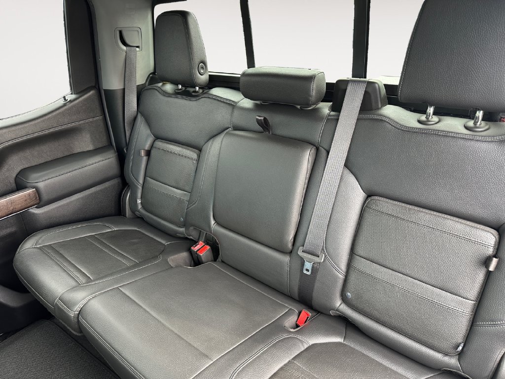 Used 2021 GMC Sierra 1500 Denali w/ Denali Premium Package AWD/4WD image 13