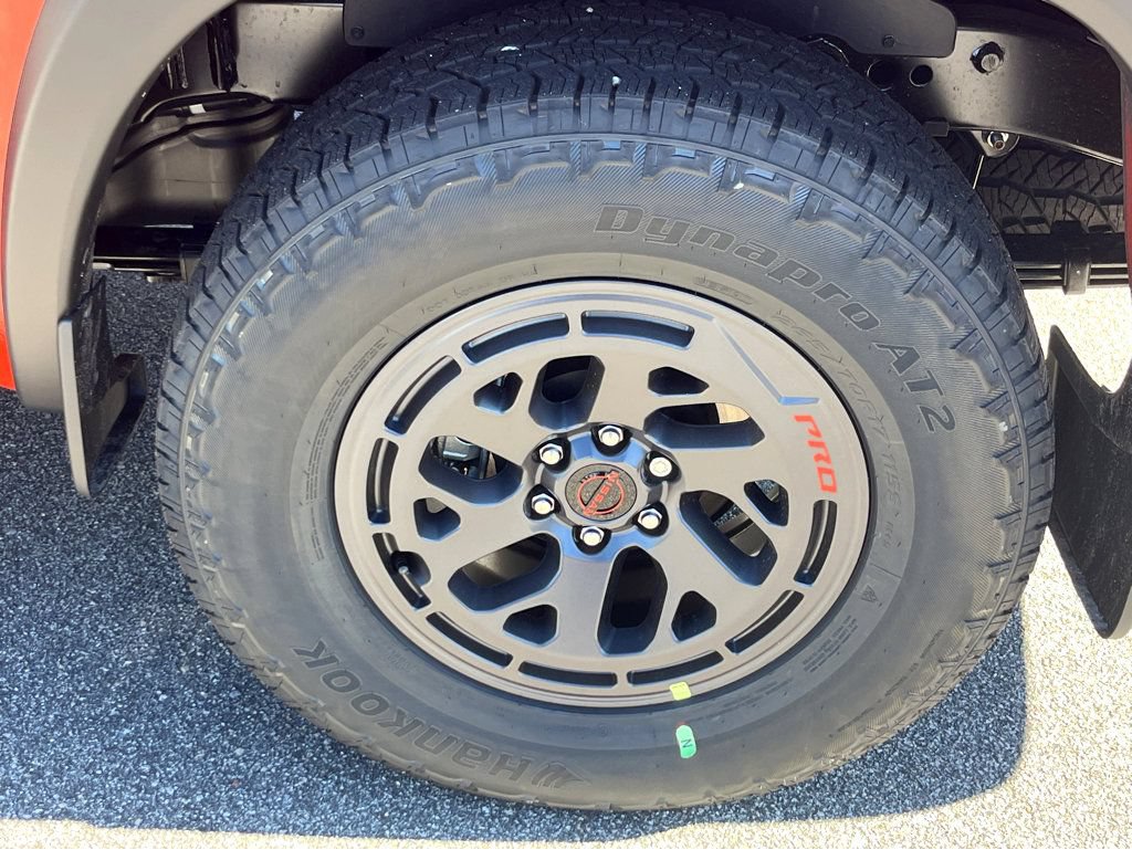 New 2025 Nissan Frontier PRO-4X w/ Tow Package AWD/4WD image 10