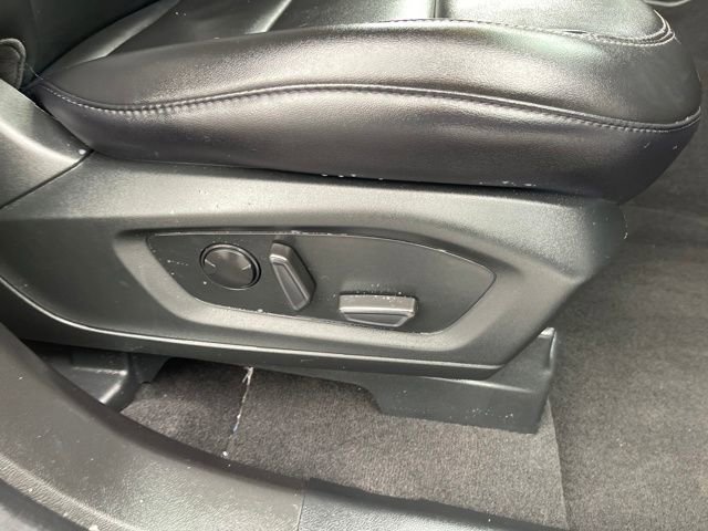 Used 2023 Ford Explorer XLT w/ Equipment Group 202A image 37