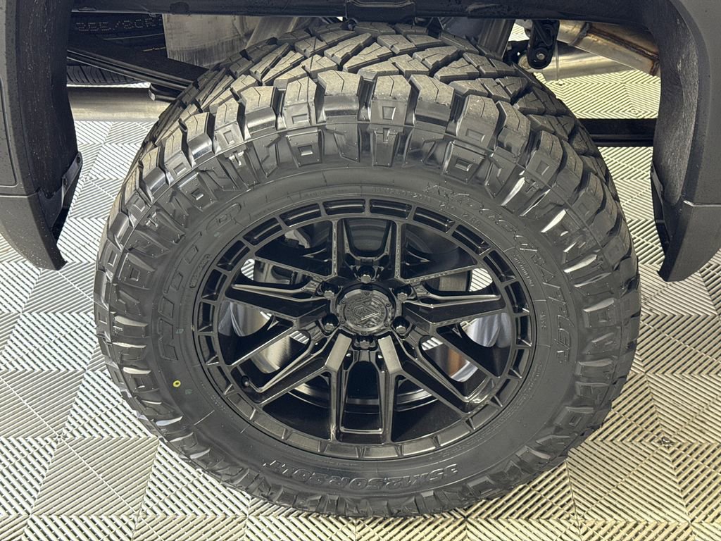 New 2026 GMC Sierra 1500 AT4 w/ Technology Package image 17