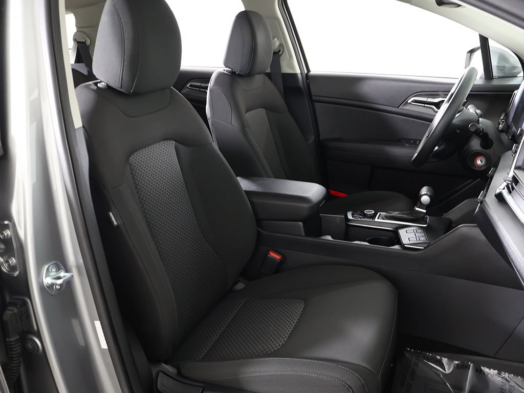 Certified 2024 Kia Sportage LX AWD/4WD image 28