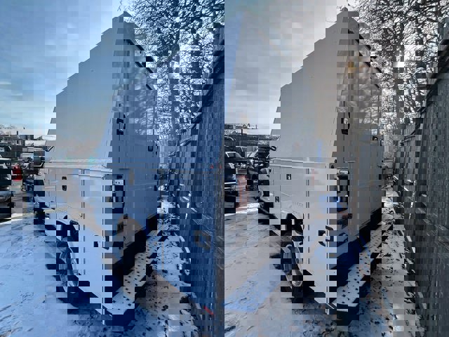 Used 2022 Ford F550 4x4 Regular Cab Super Duty image 6