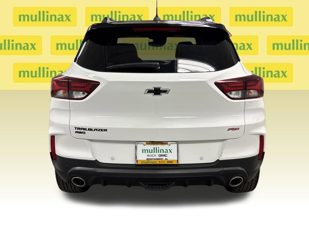 Used 2022 Chevrolet TrailBlazer RS w/ Sun and Liftgate Package image 17