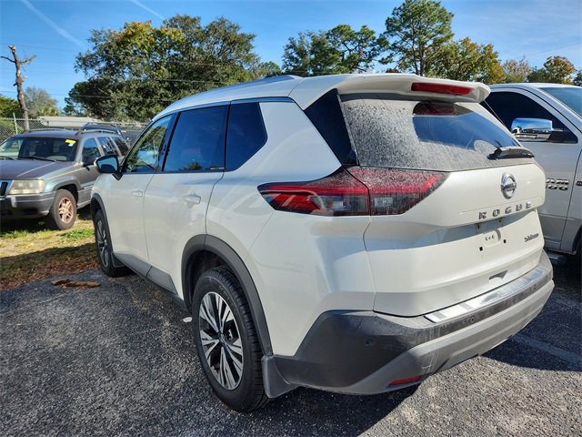 Used 2021 Nissan Rogue SV w/ Premium Package image 3