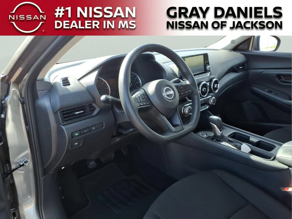 Certified 2025 Nissan Sentra S FWD image 10