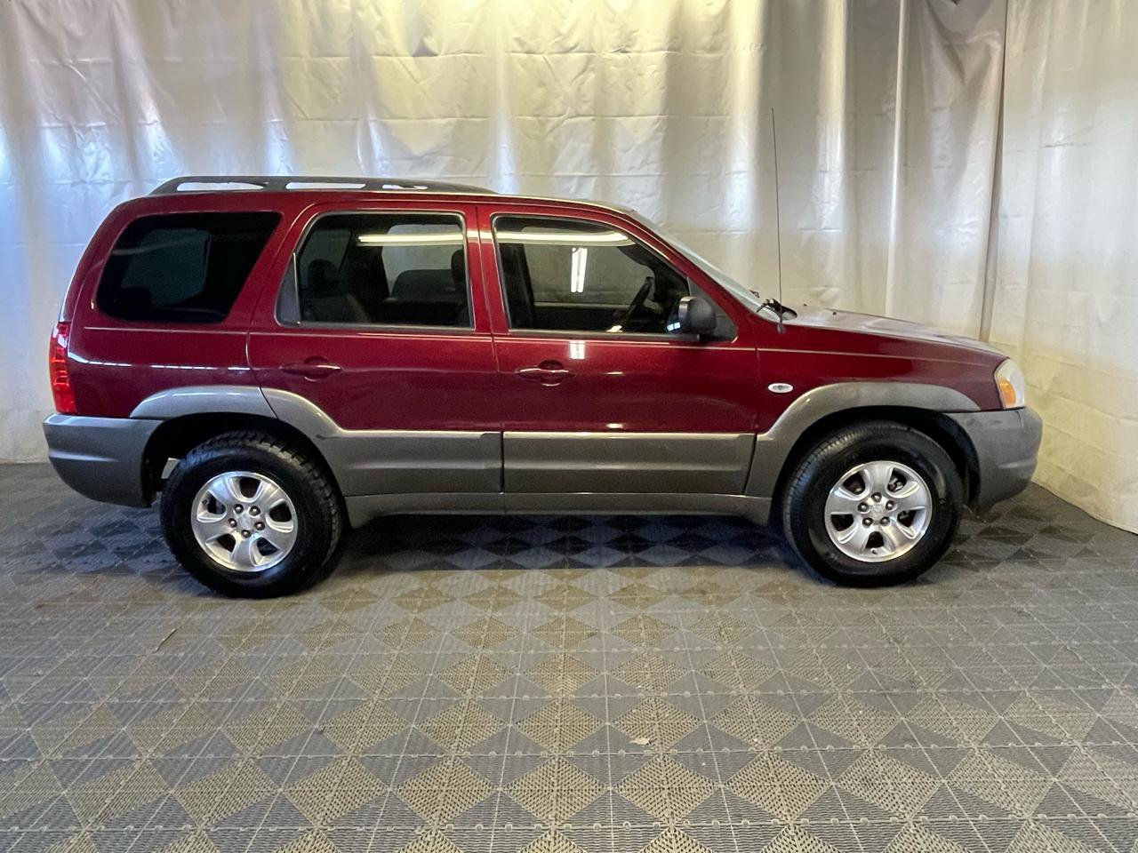 Used 2003 MAZDA Tribute ES image 9