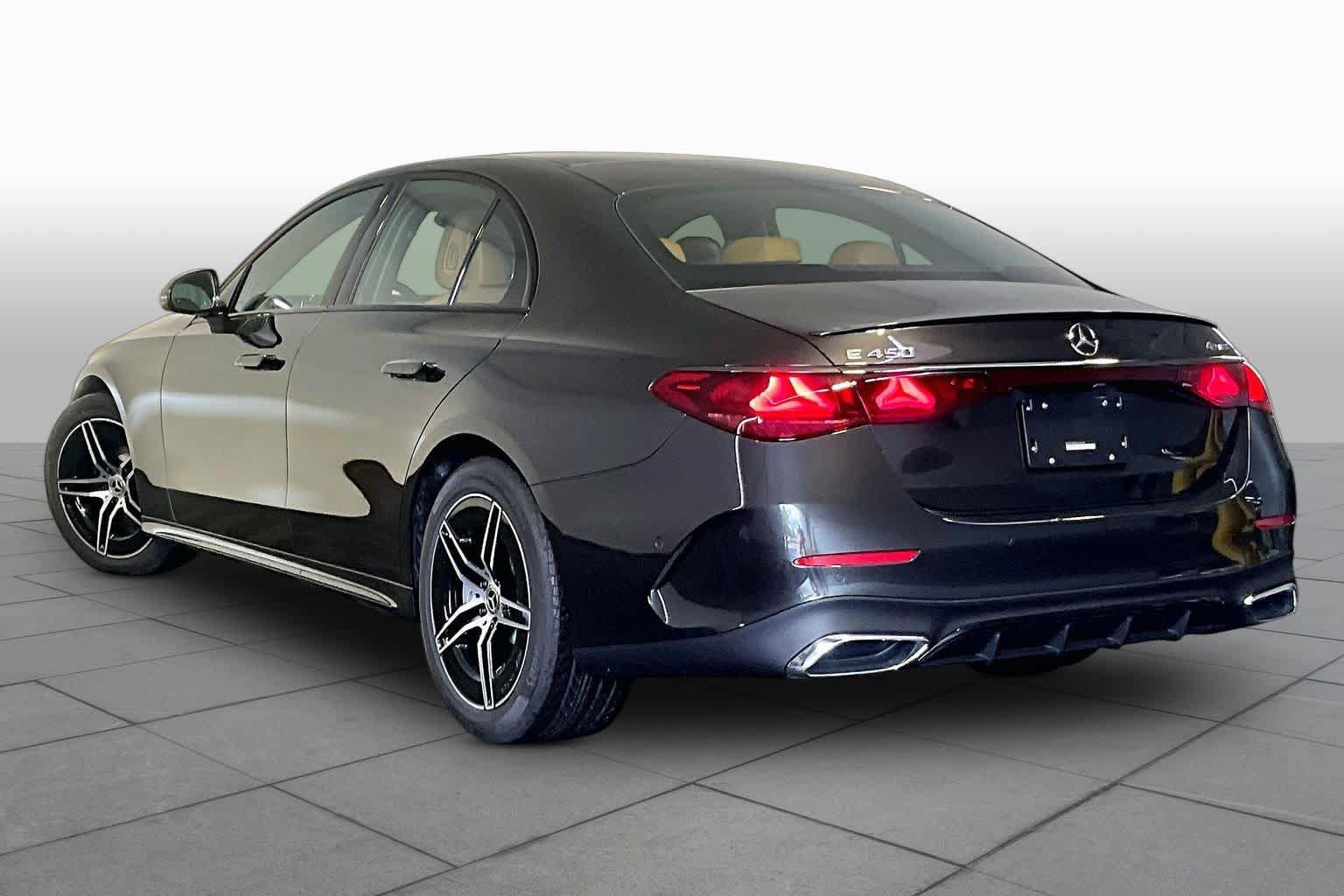 New 2027 Mercedes-Benz E 450 4MATIC Sedan image 3