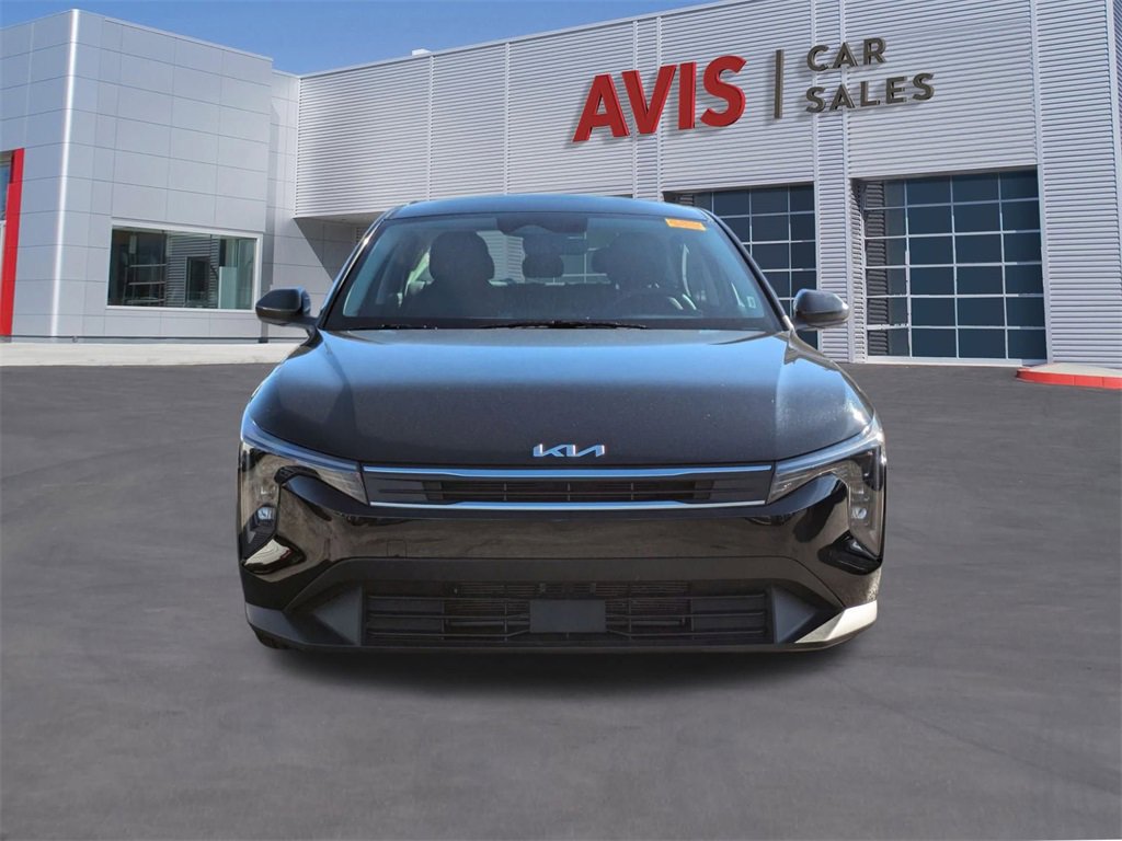 Used 2025 Kia K4 LXS image 2