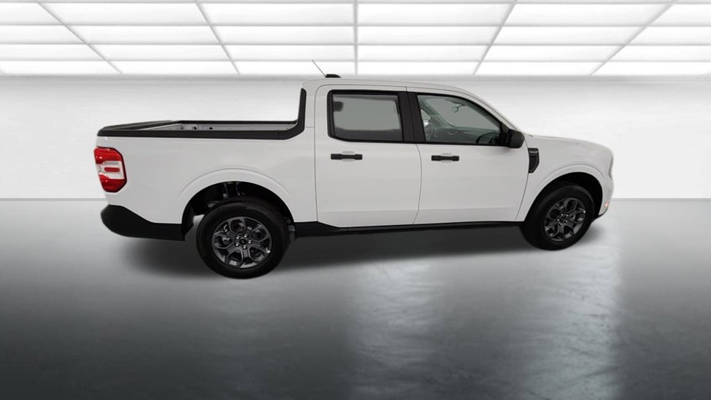 New 2026 Ford Maverick XLT FWD image 8