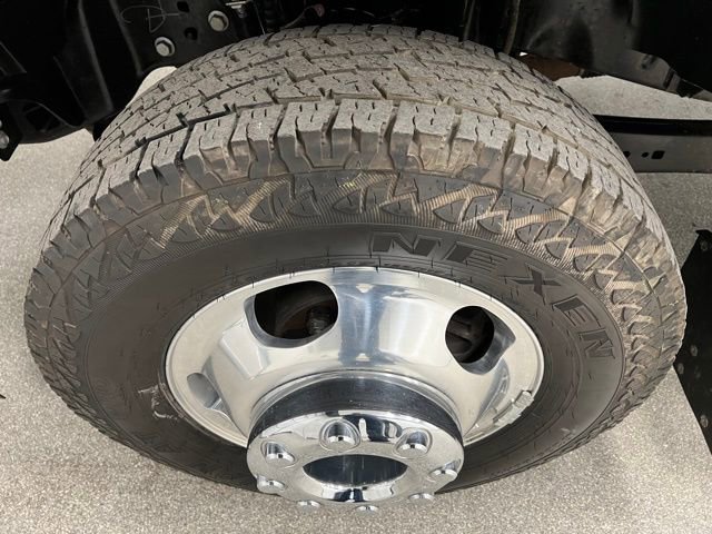 Used 2024 Ford F350 Lariat image 15