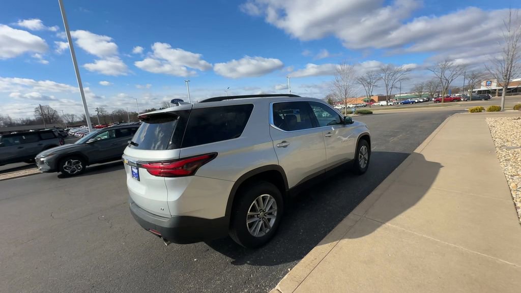 Used 2022 Chevrolet Traverse LT image 8