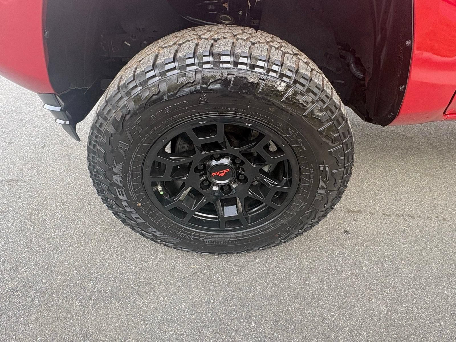 Used 2023 Toyota Tacoma SR5 AWD/4WD image 15