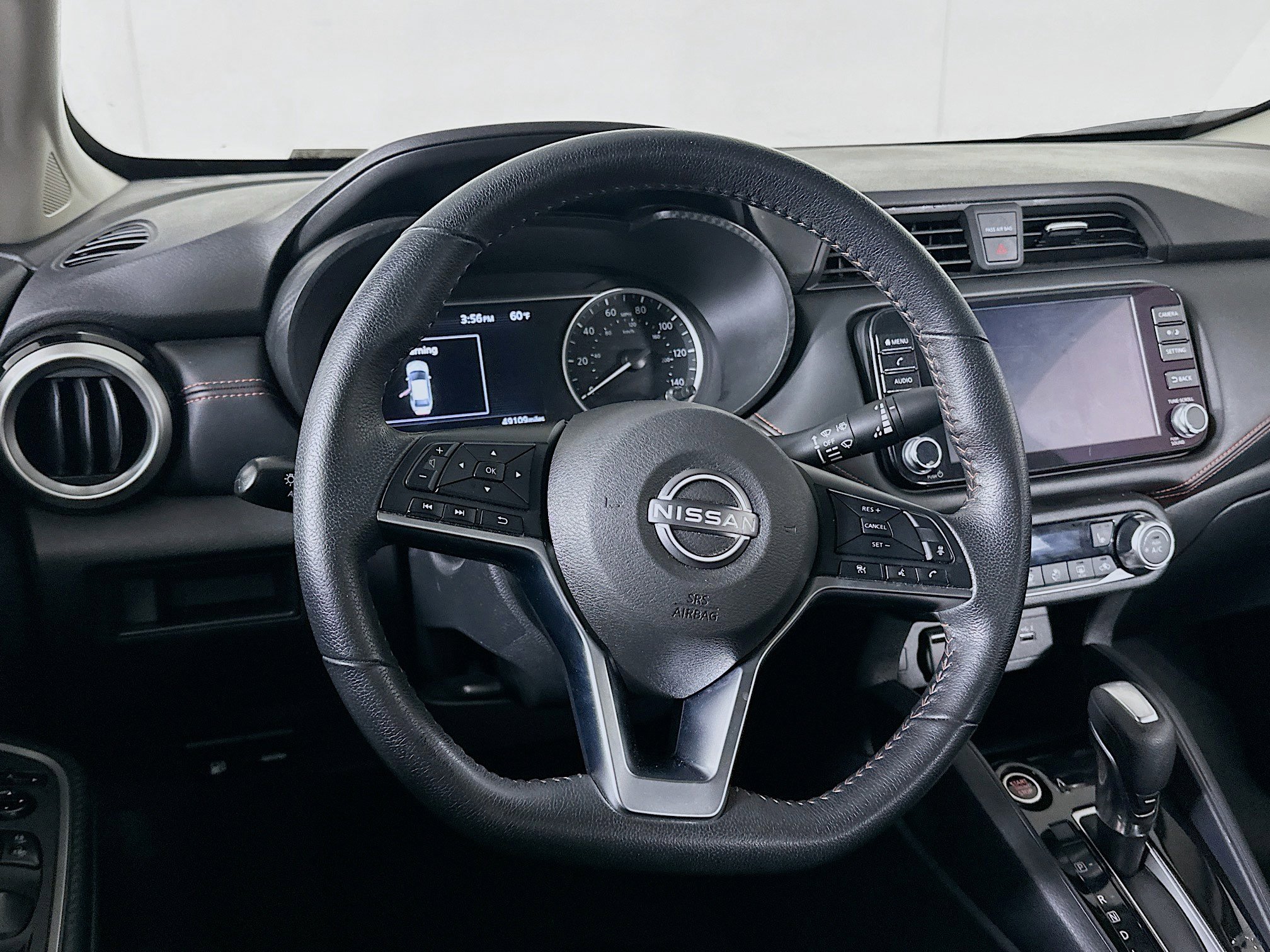 Used 2024 Nissan Versa SR image 17