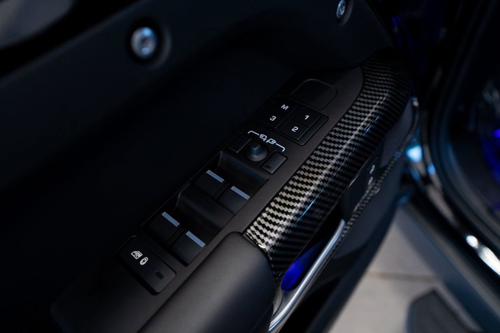 Used 2026 Land Rover Defender 130 X AWD/4WD image 25