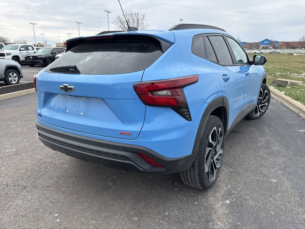 Used 2024 Chevrolet Trax RS w/ Sunroof Package image 11