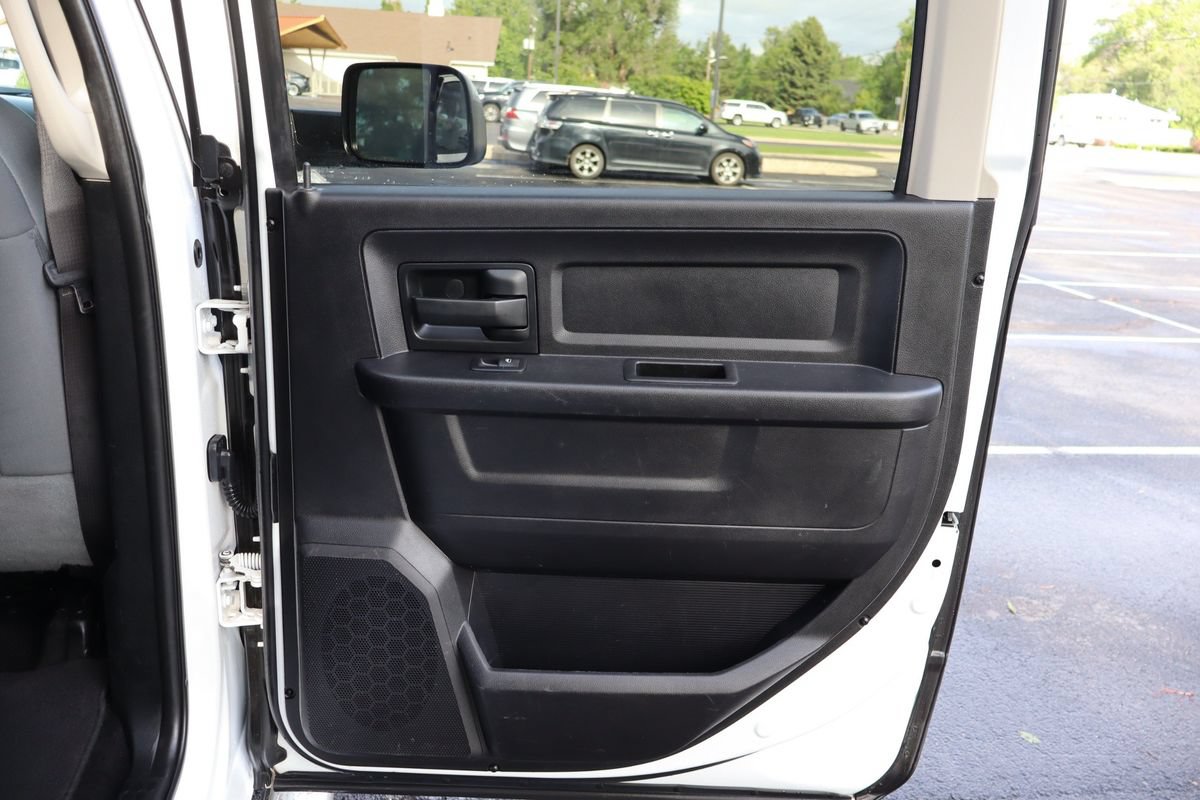 Used 2016 RAM 2500 Tradesman w/ Chrome Appearance Group AWD/4WD image 25