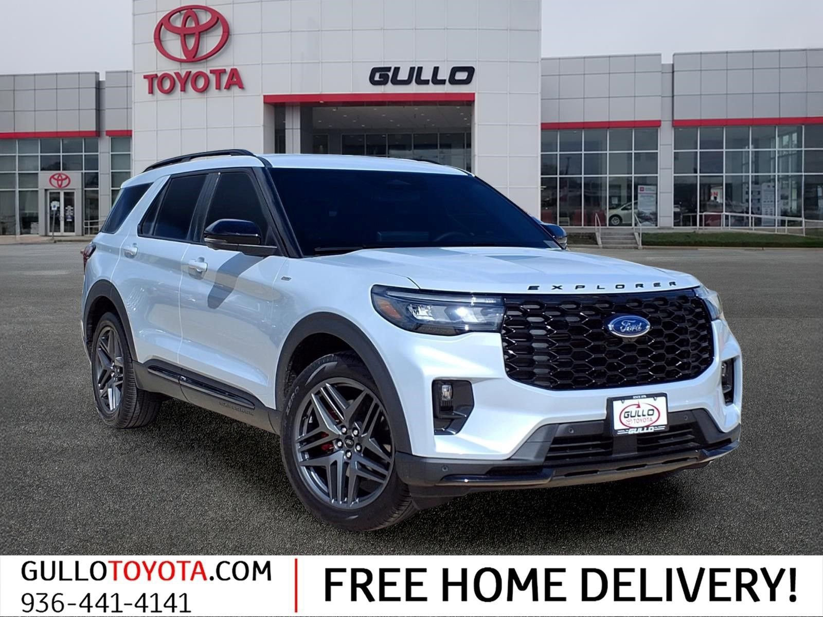 Used 2026 Ford Explorer ST-Line w/ ST-Line Street Pack RWD image 1