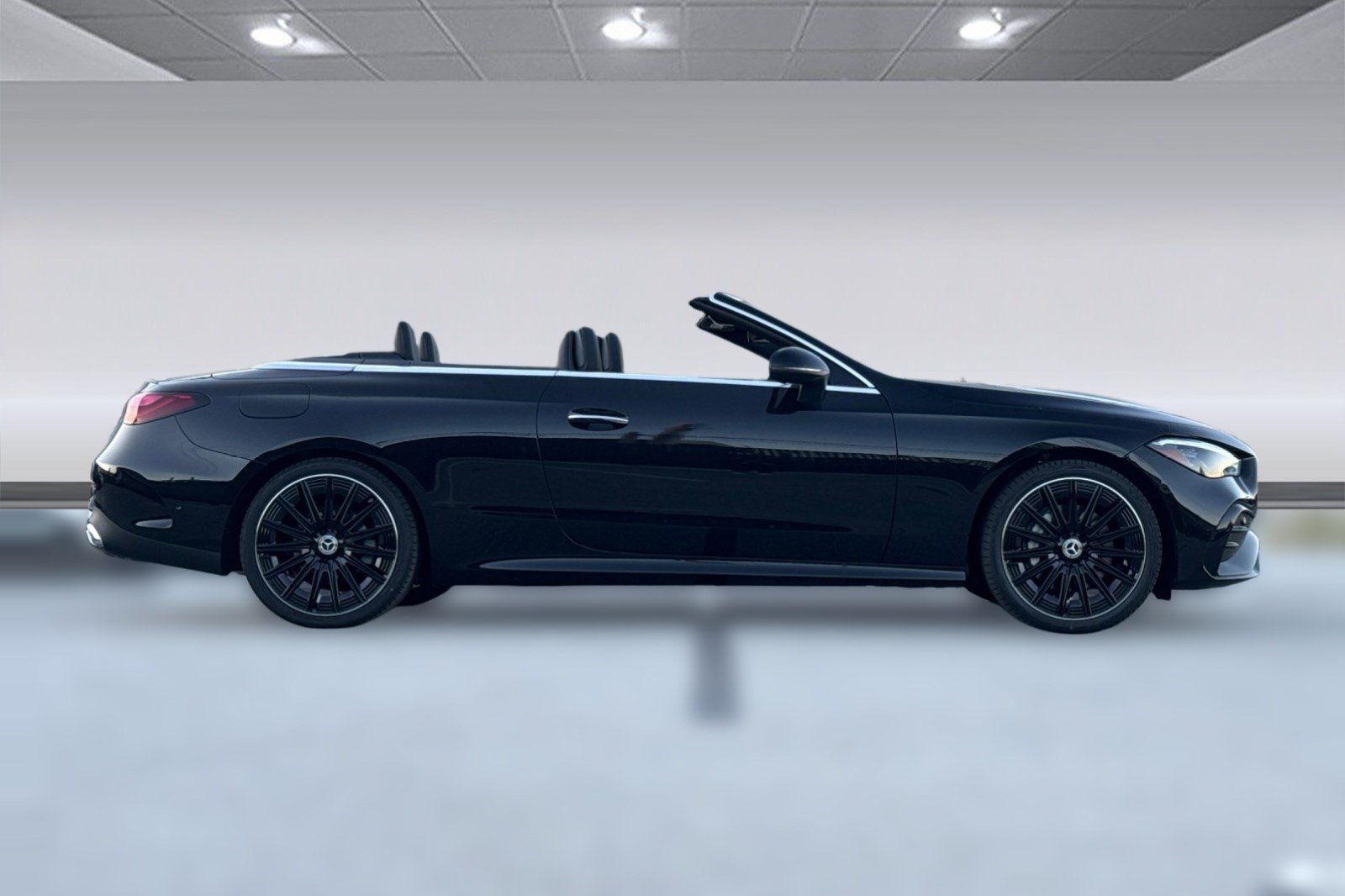 New 2026 Mercedes-Benz CLE 300 4MATIC Cabriolet image 8