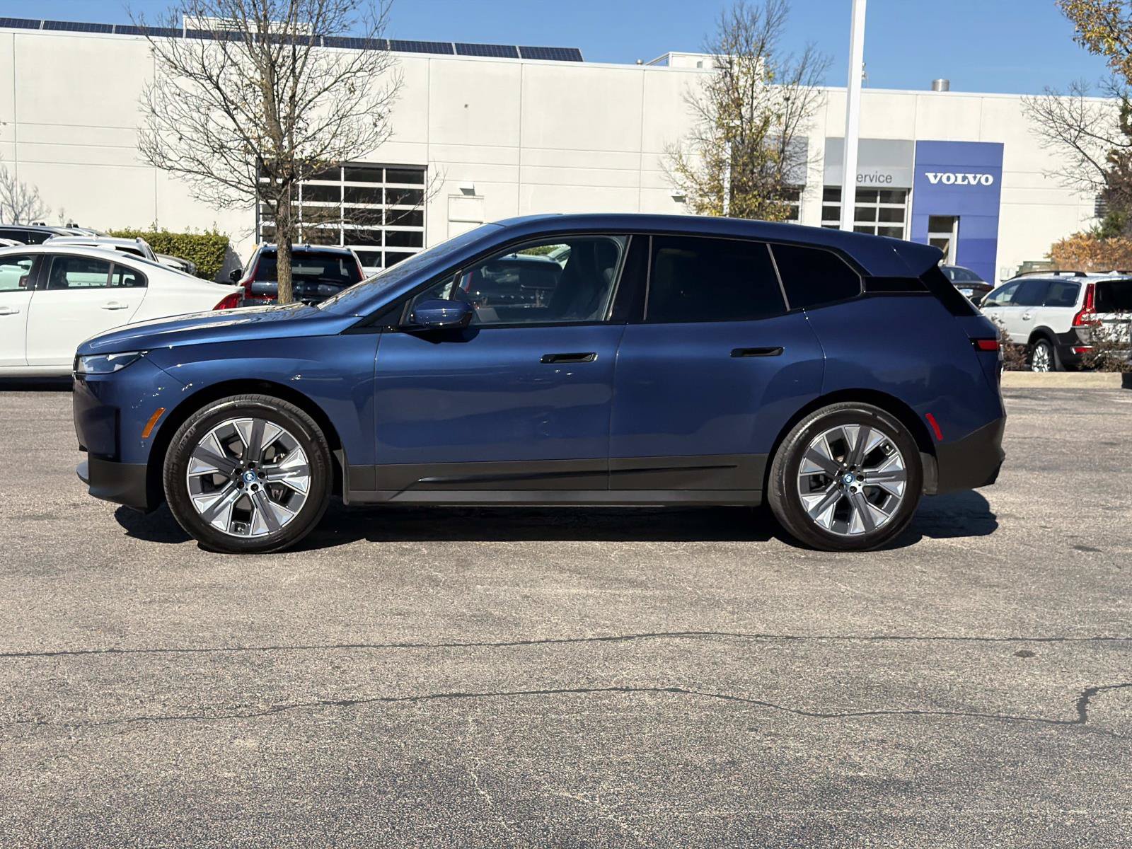 Certified 2024 BMW iX xDrive50 w/ Convenience Package AWD/4WD image 8