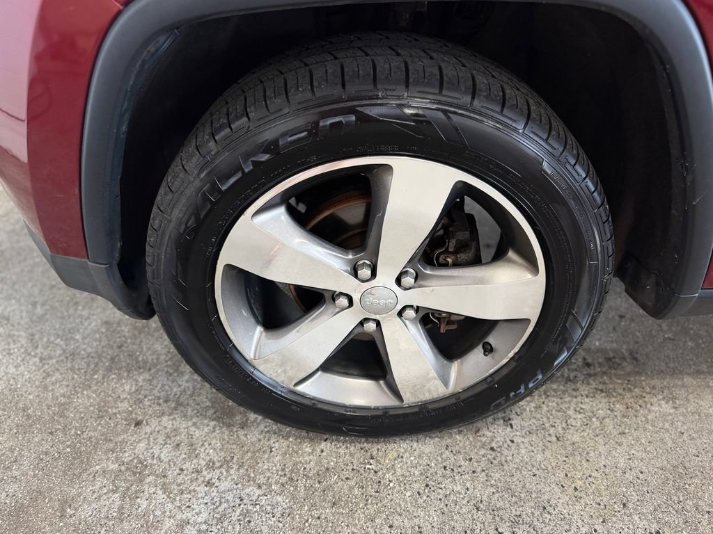 Used 2015 Jeep Grand Cherokee Limited AWD/4WD image 29