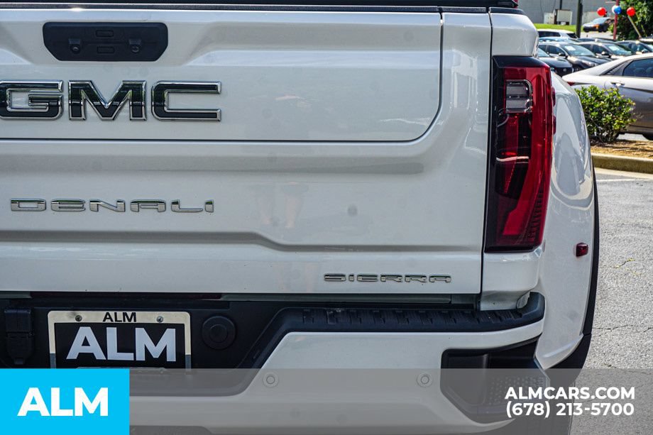 Used 2024 GMC Sierra 3500 Denali Ultimate AWD/4WD image 12