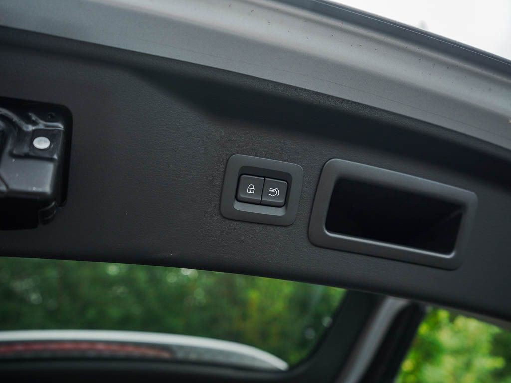 New 2025 MAZDA CX-90 Plug-In Hybrid w/ Premium Plus image 9