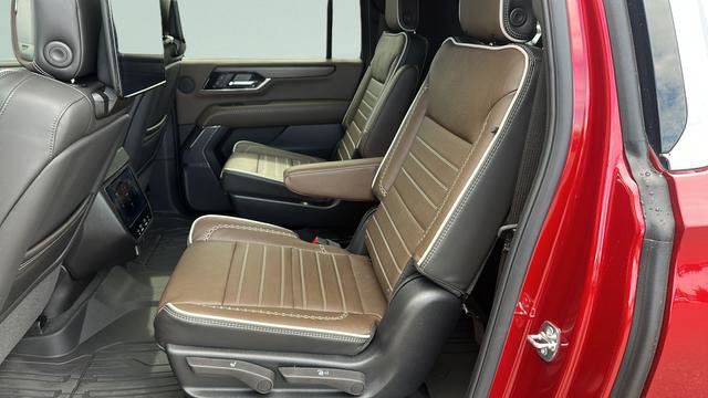 New 2026 GMC Yukon XL Denali Ultimate w/ LPO, Illumination Package image 18