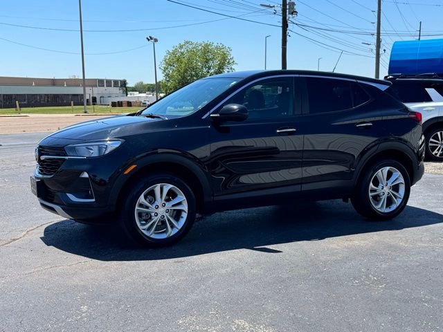Used 2023 Buick Encore GX Preferred w/ Cold Weather Comfort Package AWD/4WD image 3