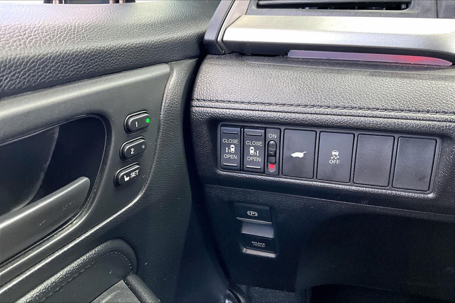 Used 2025 Honda Odyssey Sport-L image 34