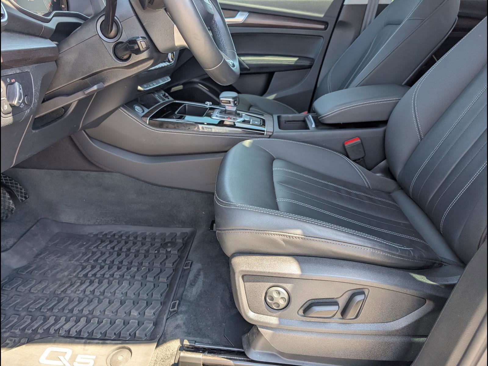 Used 2022 Audi Q5 2.0T Premium Plus image 11