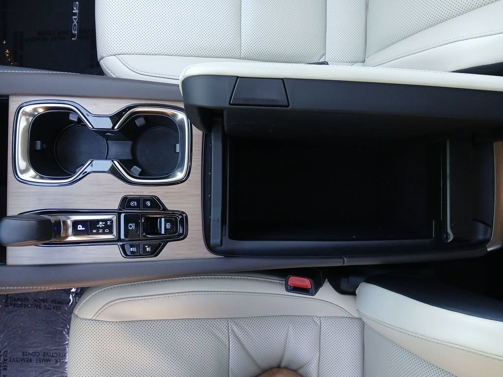 Used 2023 Lexus RX 350 Premium w/ Accessory Package AWD/4WD image 47