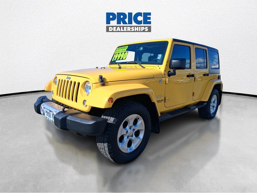 Used 2015 Jeep Wrangler Unlimited Sahara w/ Connectivity Group AWD/4WD image 2