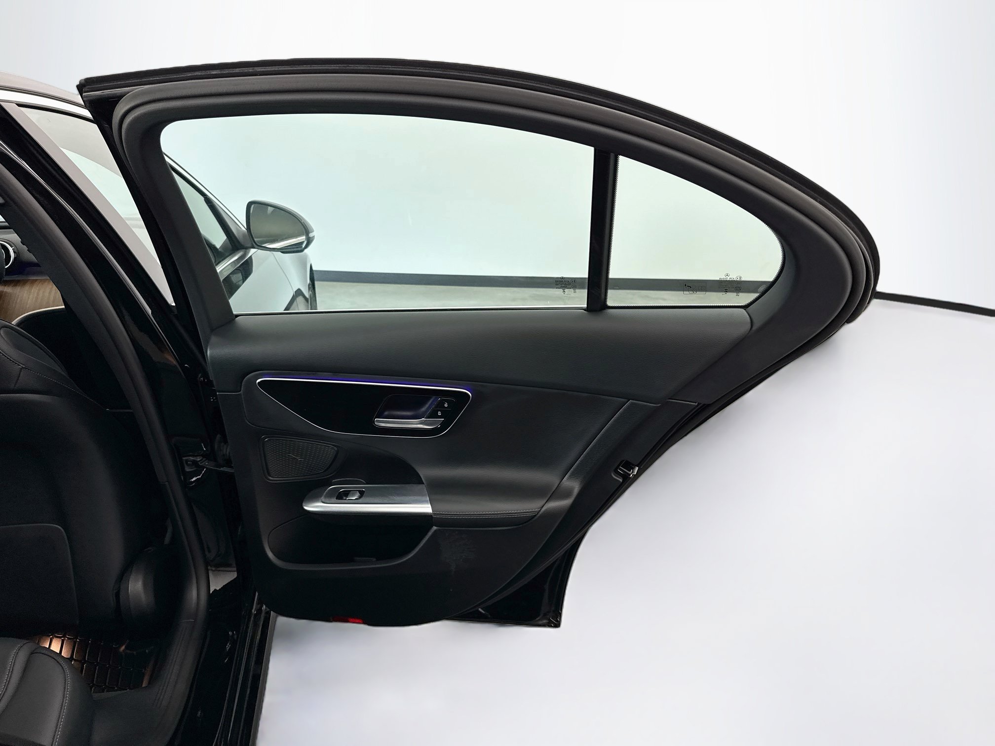 Used 2024 Mercedes-Benz C 300 Sedan image 31