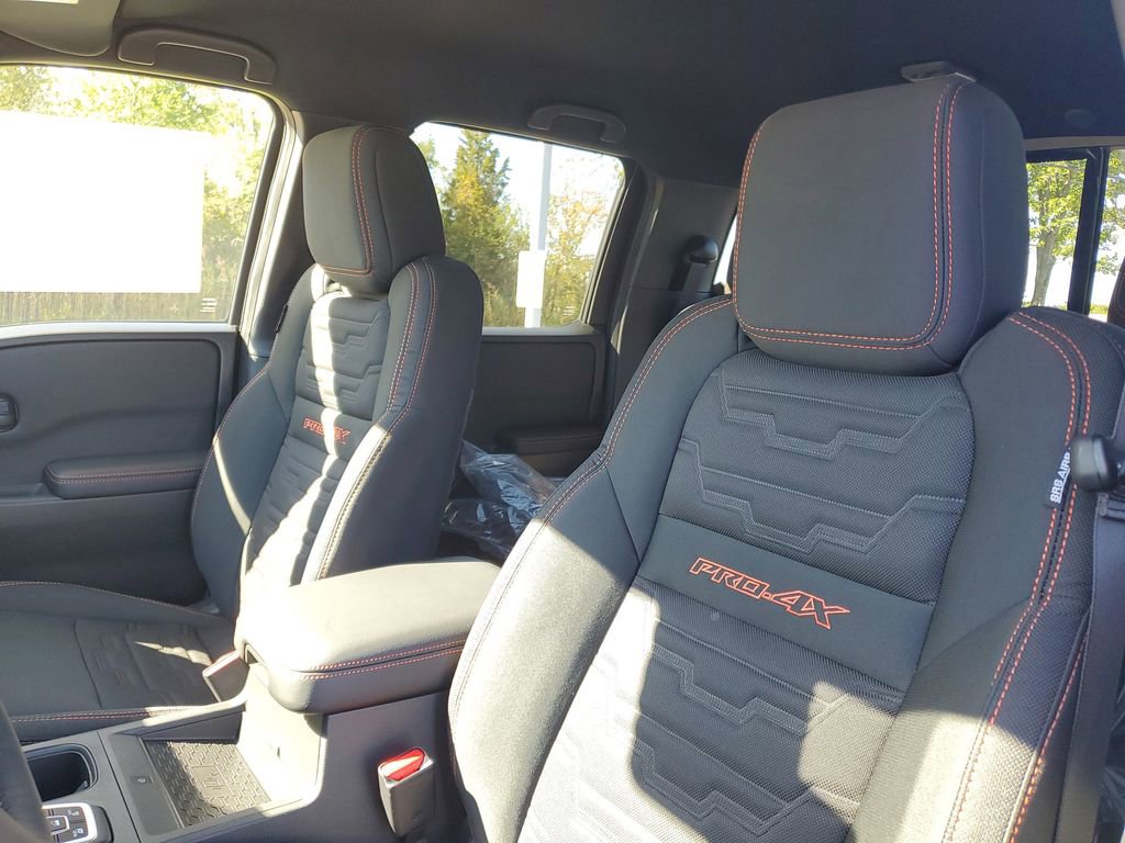 New 2026 Nissan Frontier PRO-4X w/ Pro-4x Convenience Package image 10
