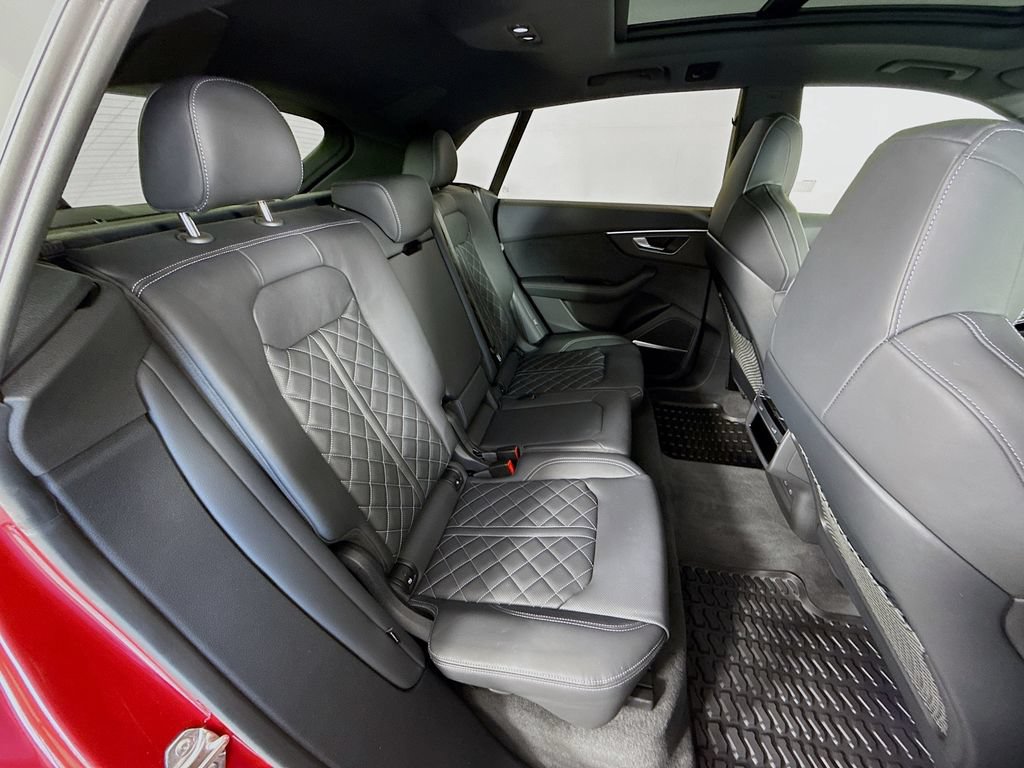 Used 2024 Audi SQ8 Premium Plus AWD/4WD image 29