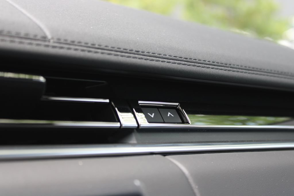 New 2026 Land Rover Range Rover Sport Dynamic SE AWD/4WD image 18