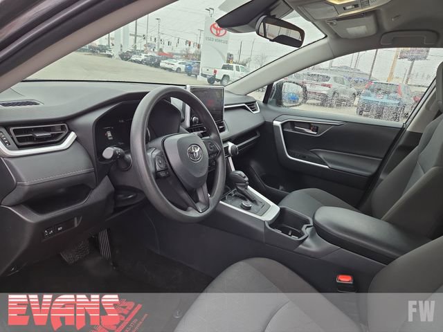 Used 2025 Toyota RAV4 XLE image 20