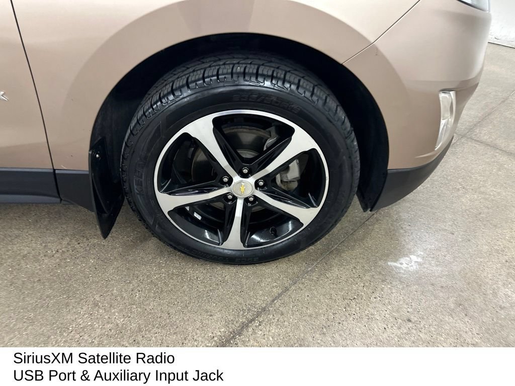 Used 2018 Chevrolet Equinox LT w/ Sun & Infotainment Package AWD/4WD image 16