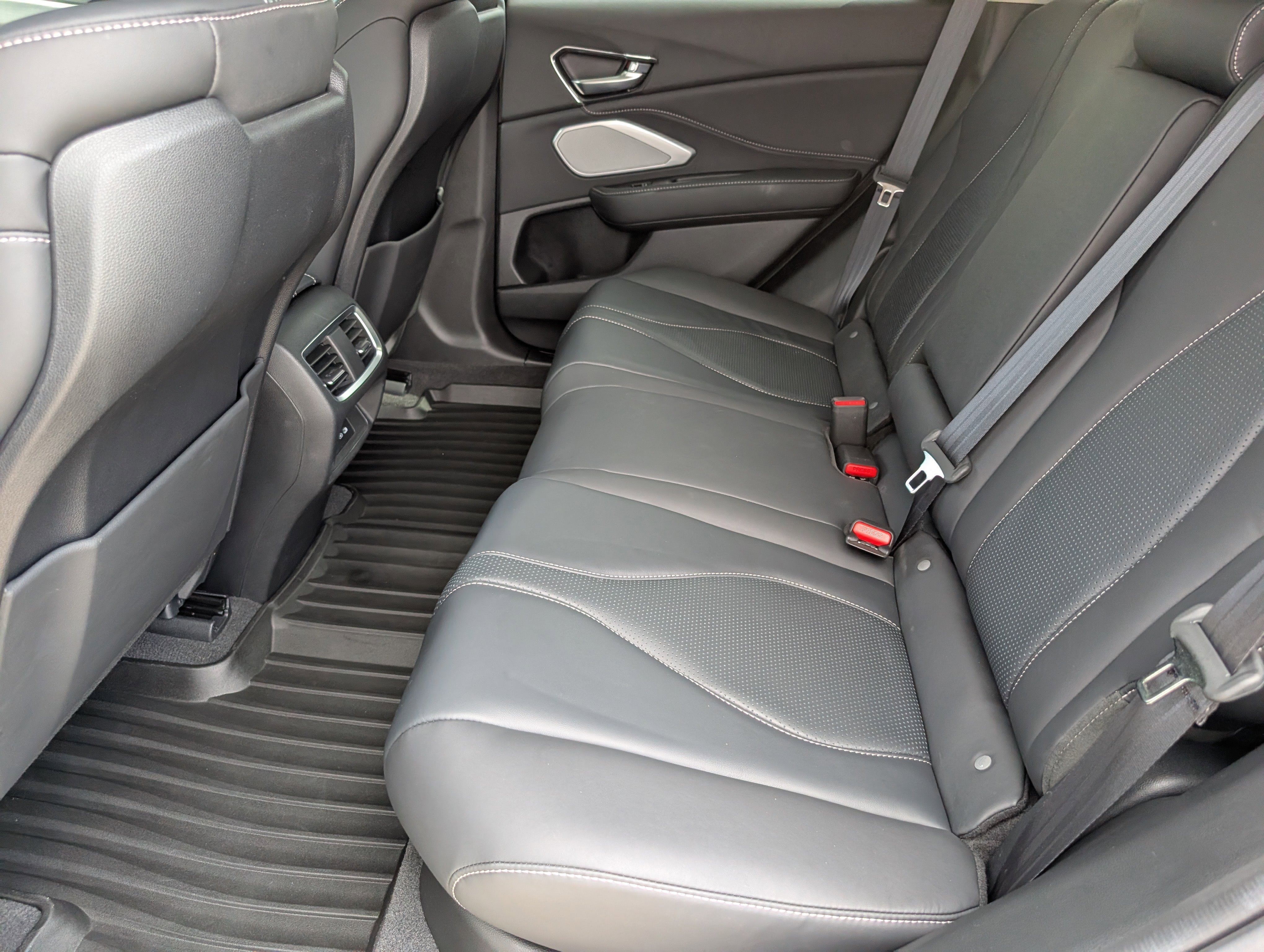 Certified 2025 Acura RDX SH-AWD w/ Technology Package image 11