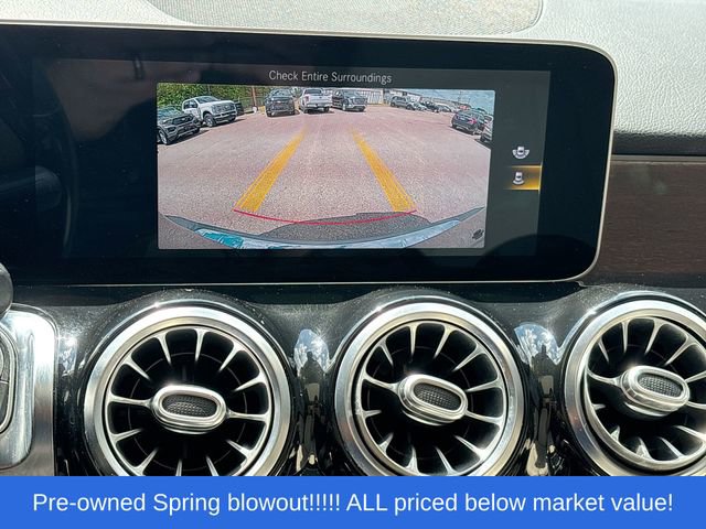 Used 2021 Mercedes-Benz GLB 250 4MATIC w/ Premium Package image 24