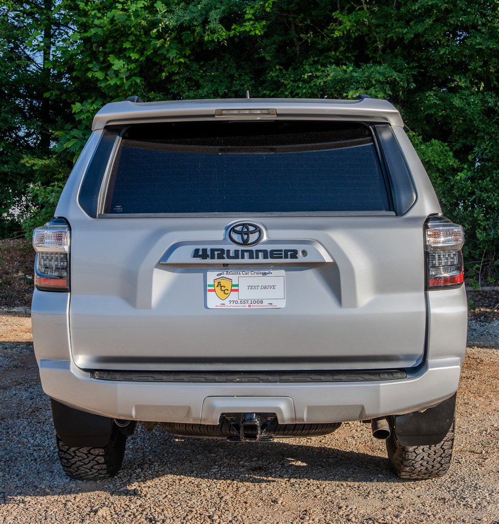 Used 2021 Toyota 4Runner SR5 RWD image 4