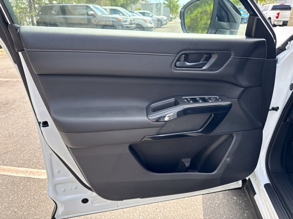 New 2026 Nissan Pathfinder SV FWD image 13