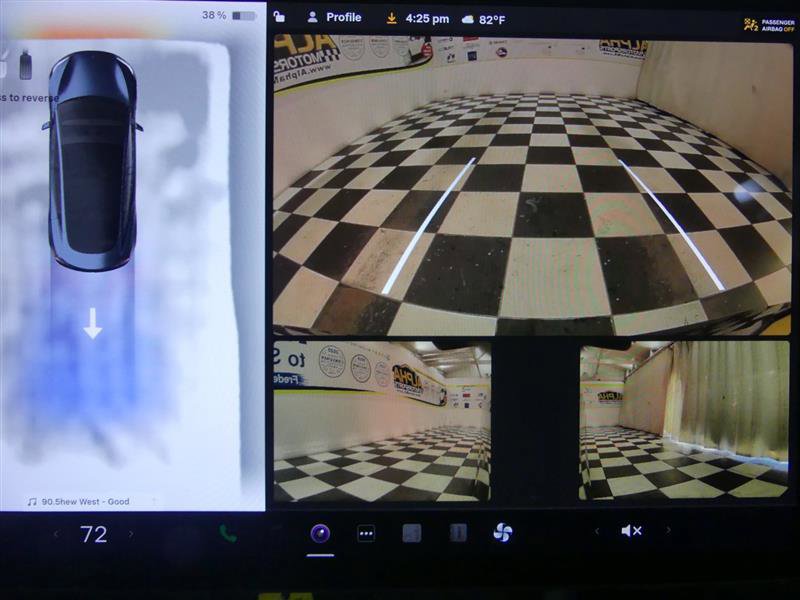 Used 2024 Tesla Model 3 image 11