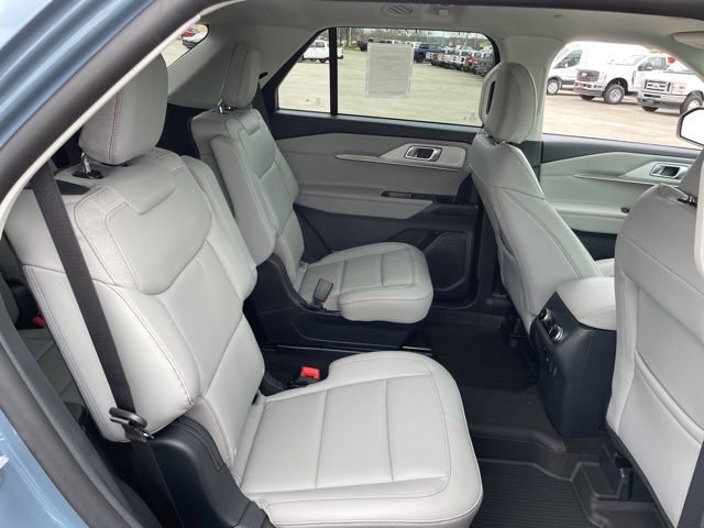 New 2026 Ford Explorer Active image 53