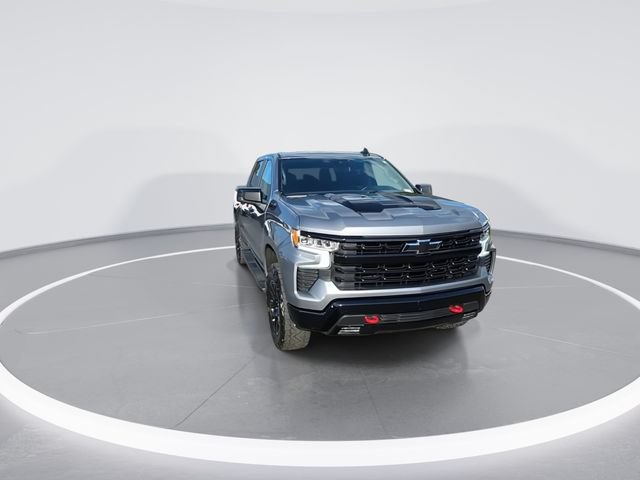 Used 2025 Chevrolet Silverado 1500 LT Trail Boss w/ Convenience Package II AWD/4WD image 3